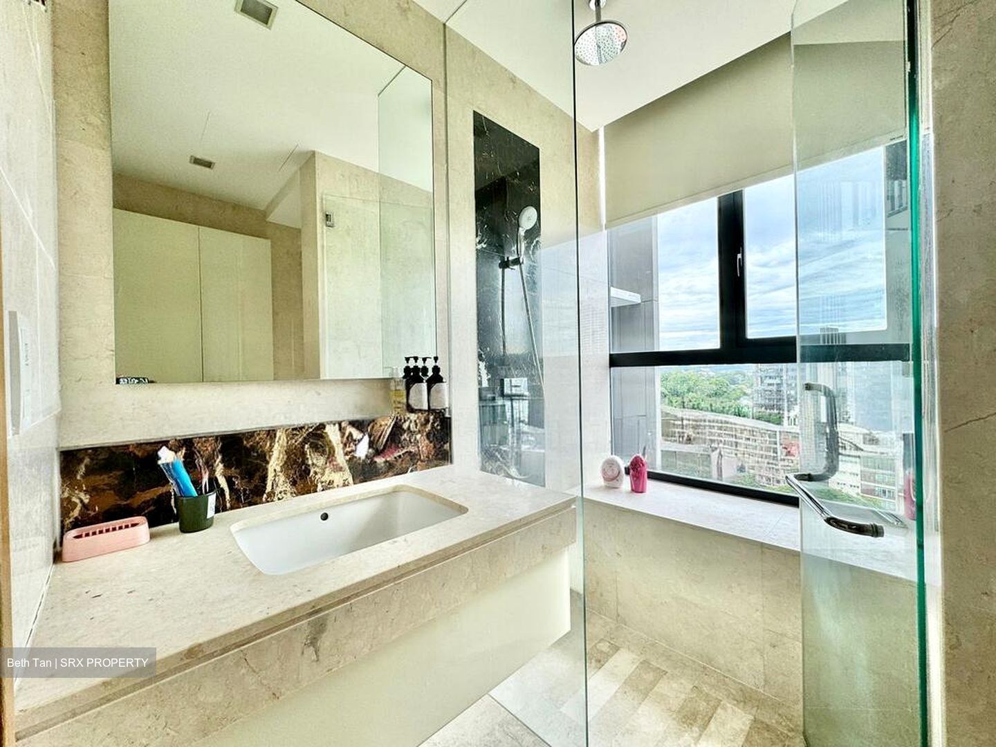 Parvis (D10), Condominium #510747071